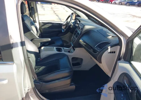 2017 Dodge Grand Caravan Sxt z USA, uszkodzony, nr VIN 2C4RDGCG2HR554283